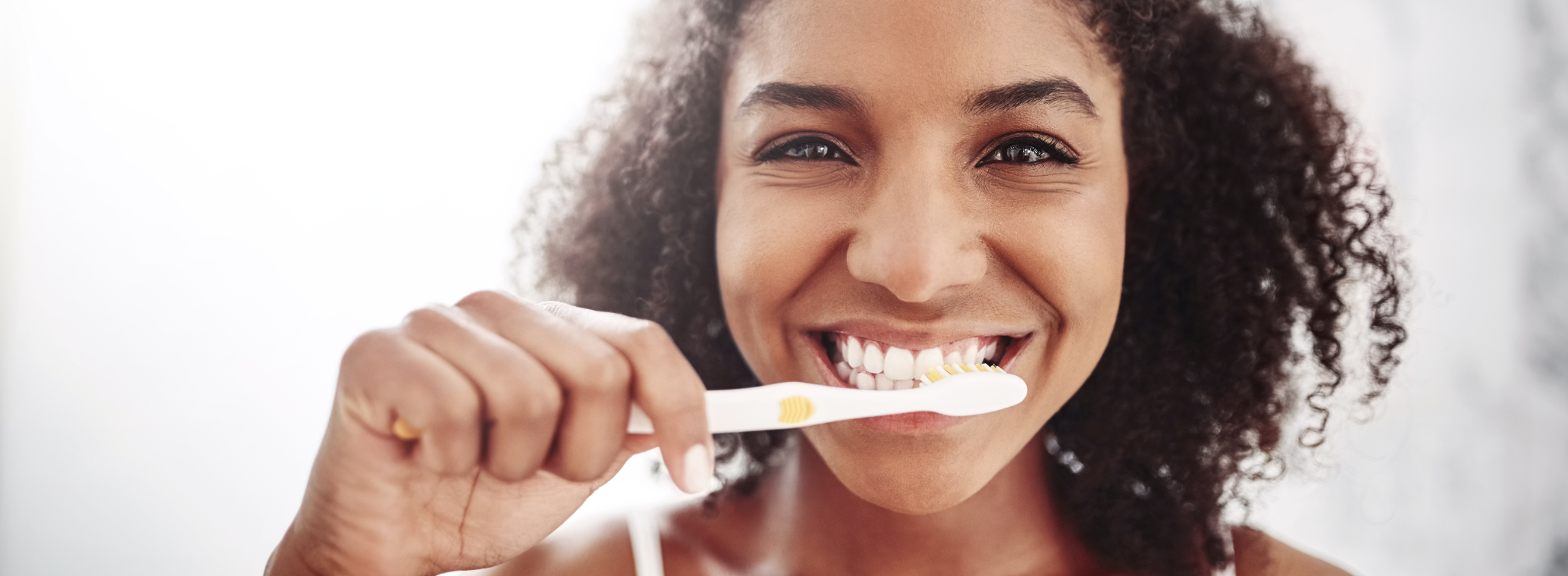 How to Choose the Right Toothpaste for Whiter, Healthier Teeth